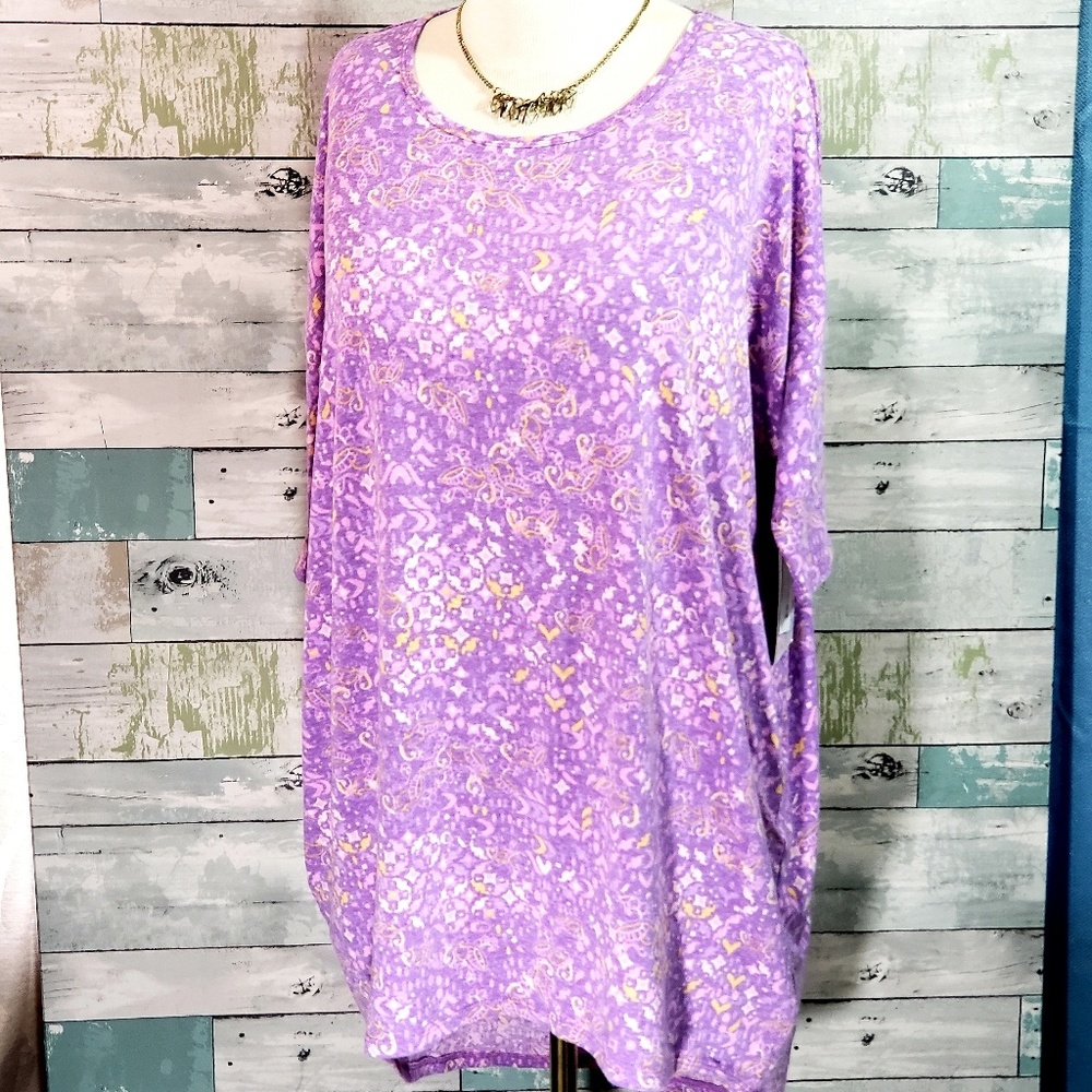 Large Lularoe Irma Top
